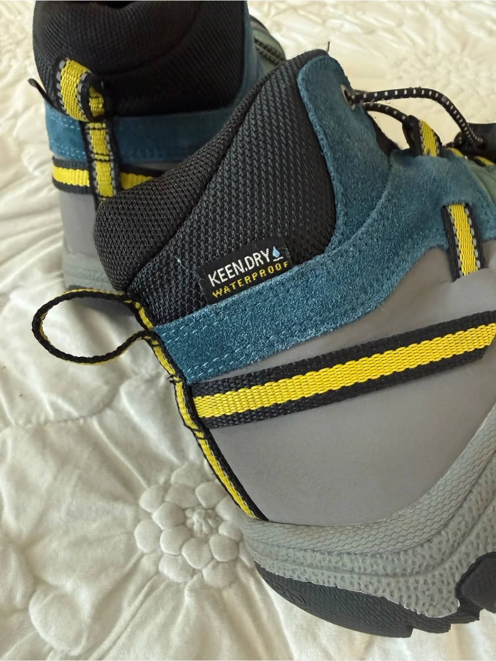 KEEN Kids' Gray & Teal Waterproof Hiking Boots
